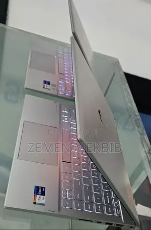 New Laptop HP Pavilion 13 X360 8GB Intel Core I5 SSD 512GB