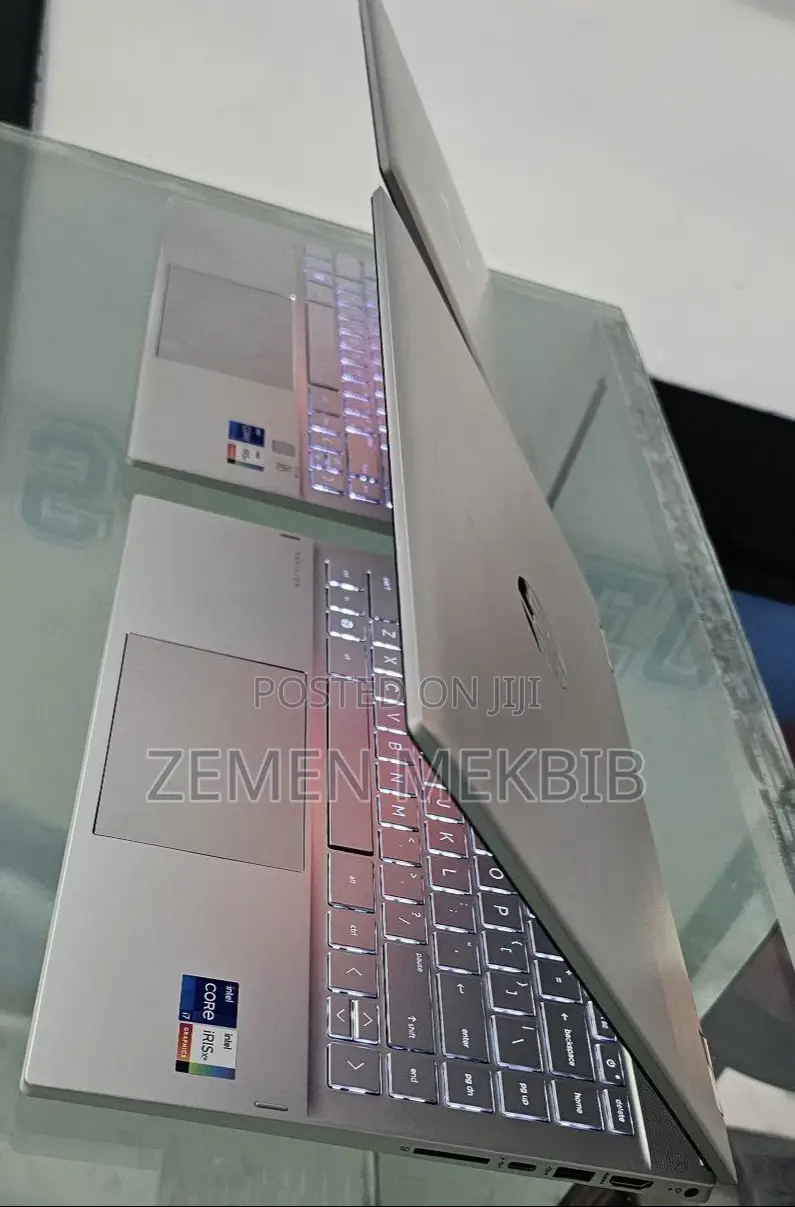 New Laptop HP Pavilion 13 X360 8GB Intel Core I5 SSD 512GB