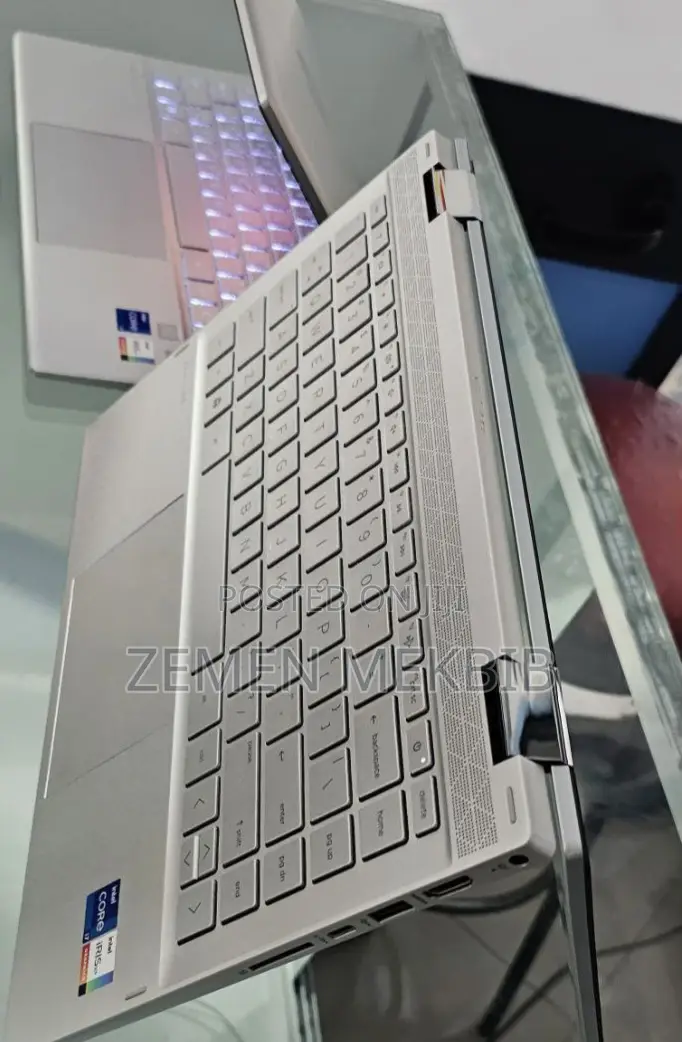 New Laptop HP Pavilion 13 X360 8GB Intel Core I5 SSD 512GB