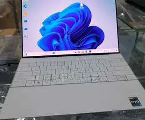 New Laptop Dell XPS 13 32GB Intel Core I7 SSD 1T