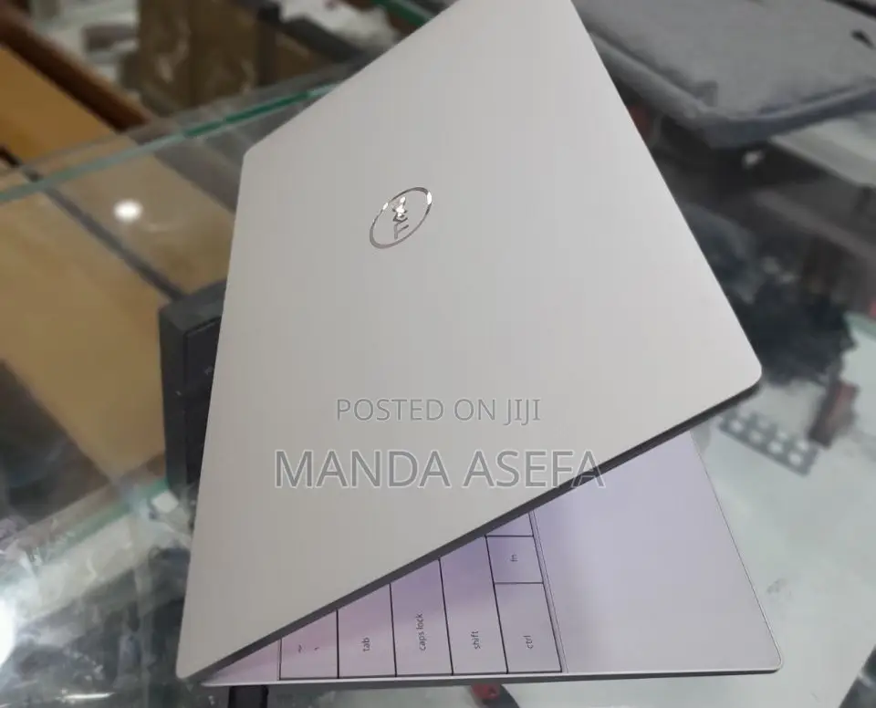 New Laptop Dell XPS 13 32GB Intel Core I7 SSD 1T