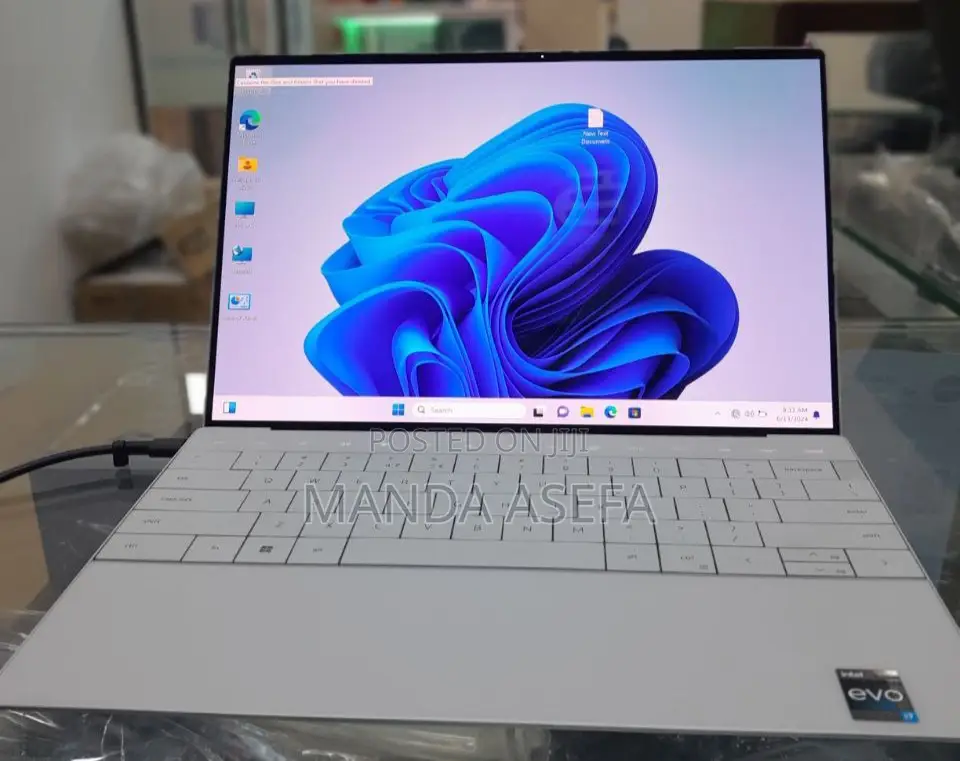 New Laptop Dell XPS 13 32GB Intel Core I7 SSD 1T