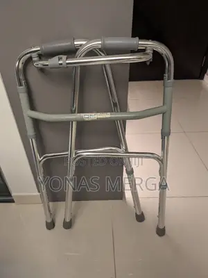 Photo - Aluminium Foldable Walker號easy Adjustment W/Push-Button/ወከር