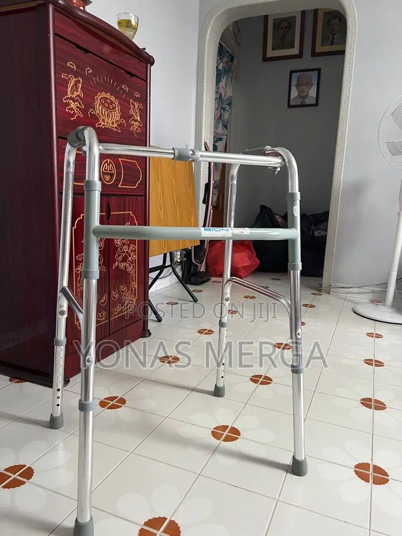 Traveling Walker喝walker旦walker鈿walker血walker哥aluminum Walker