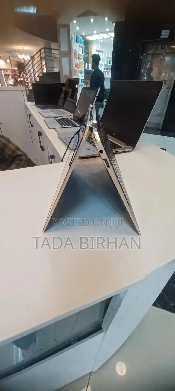 New Laptop HP Spectre 16GB Intel Core I5 SSD 512GB