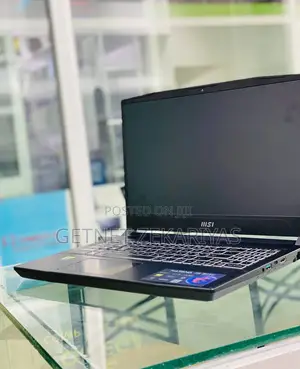 New Laptop MSI GE66 Raider 16GB Intel Core I7 SSD 1T