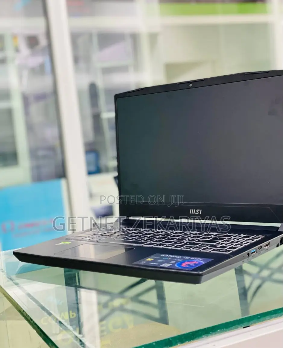 New Laptop MSI GE66 Raider 16GB Intel Core I7 SSD 1T