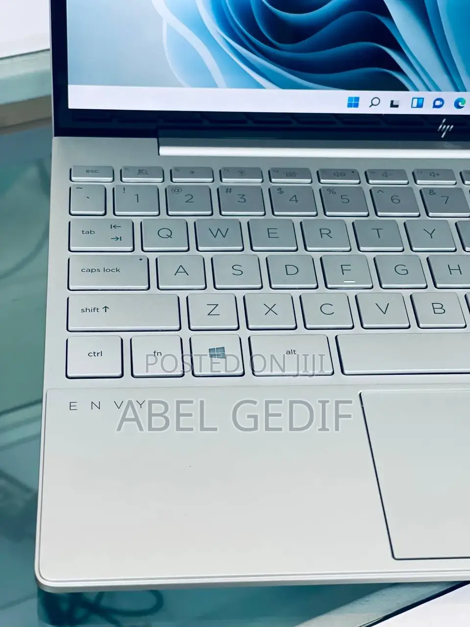 New Laptop HP Envy 13t 16GB Intel Core I5 SSD 512GB