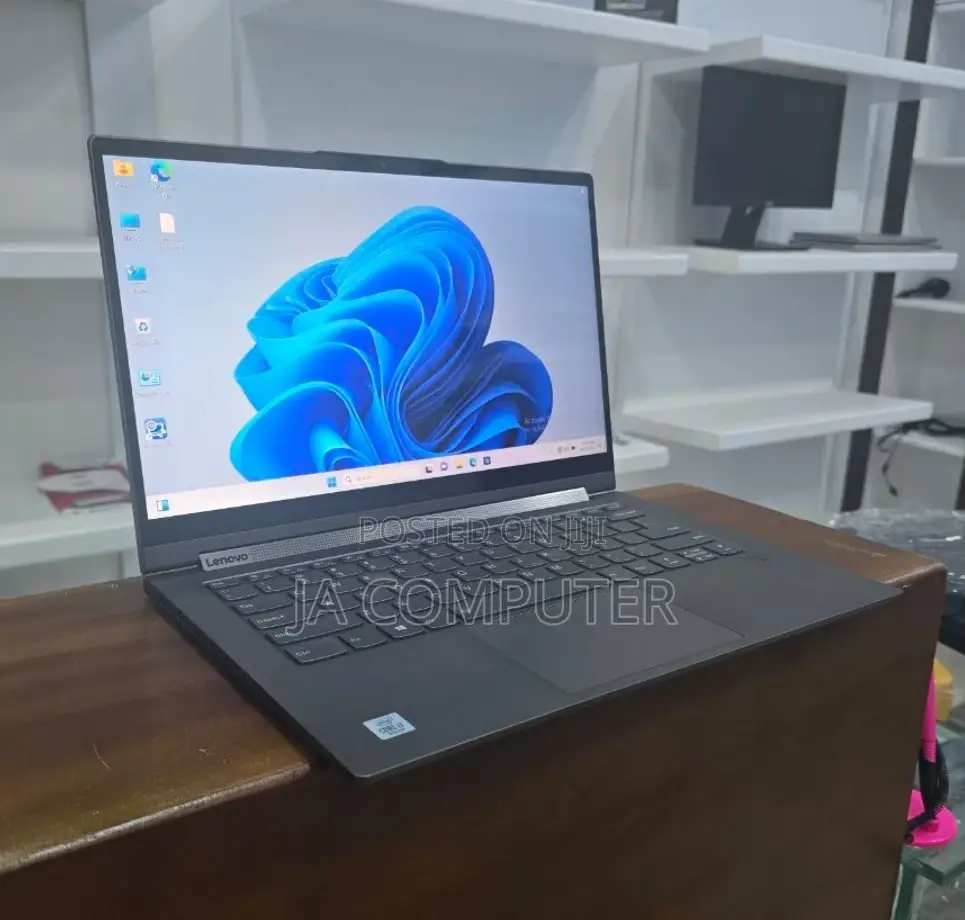 New Laptop Lenovo Yoga C930 16GB Intel Core I7 SSD 1T