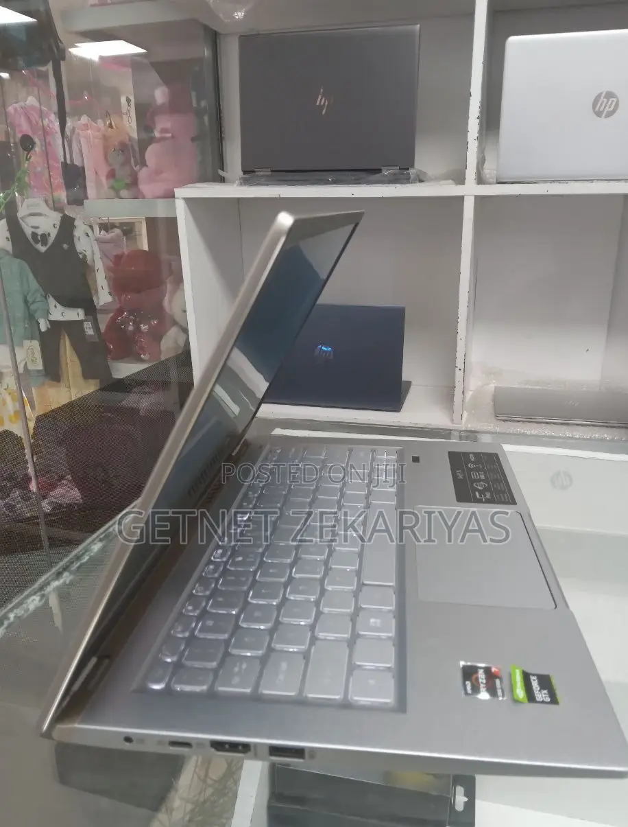 New Laptop Acer Swift 5 16GB AMD Ryzen 7 SSD 512GB