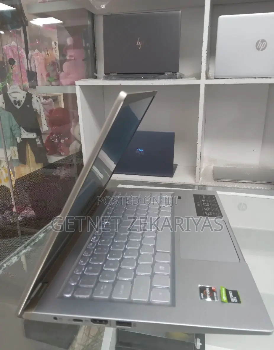 New Laptop Acer Swift 5 16GB AMD Ryzen 7 SSD 512GB