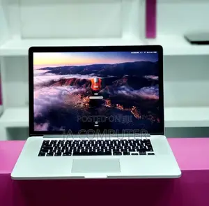 Photo - New Laptop Apple MacBook Pro 2015 16GB Intel Core I5 SSD 512GB