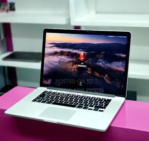 New Laptop Apple MacBook Pro 2015 16GB Intel Core I5 SSD 512GB