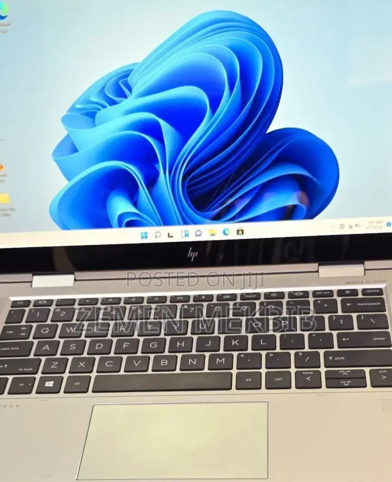 New Laptop HP 8GB Intel Core I7 SSD 512GB