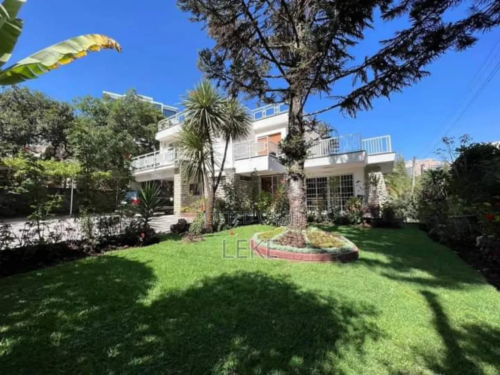 3bdrm Bungalow in Bole for rent