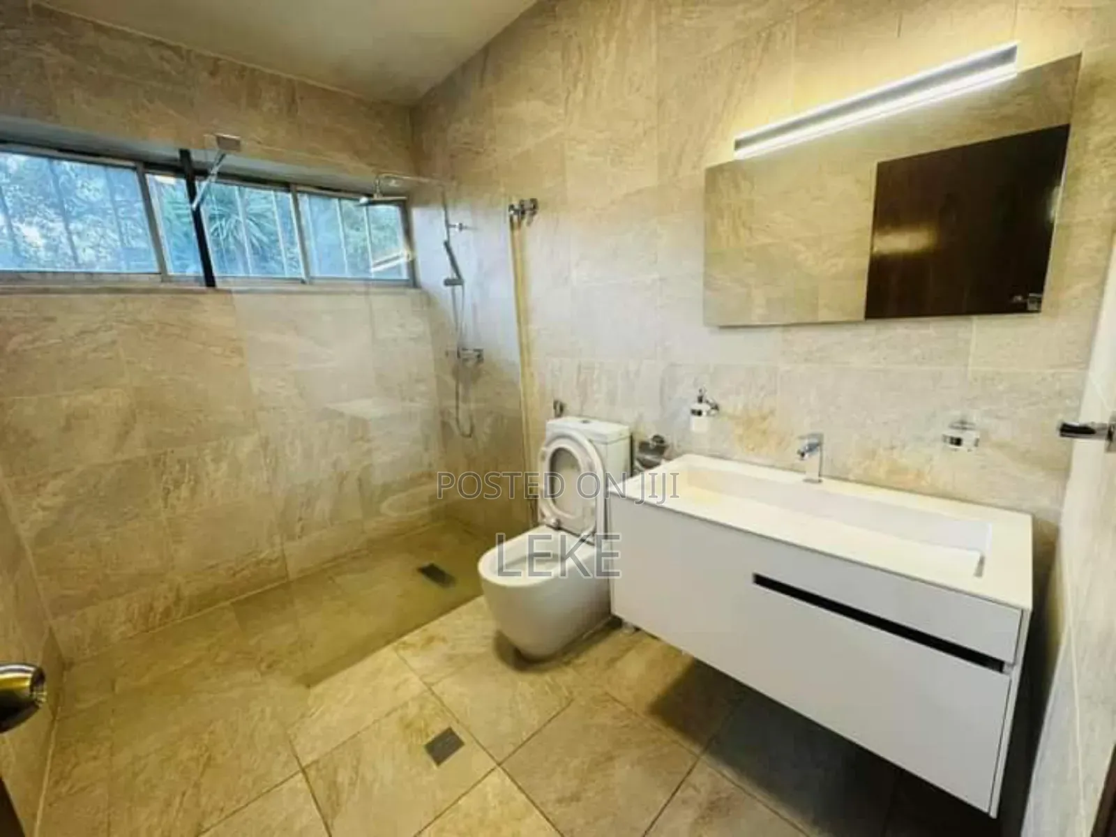 3bdrm Bungalow in Bole for rent