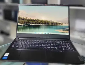 New Laptop Lenovo Legion 7 16GB AMD Ryzen 9 SSD 512GB