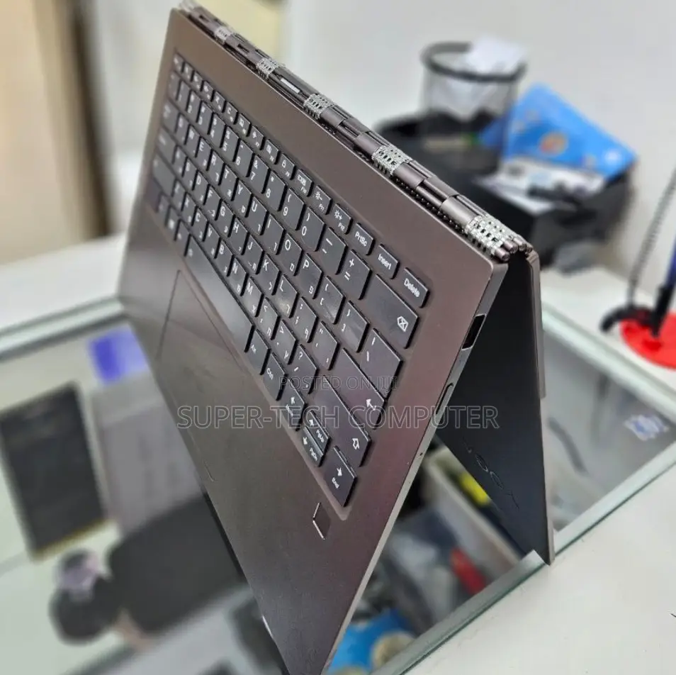 New Laptop Lenovo Yoga 950i 8GB Intel Core I7 SSD 512GB