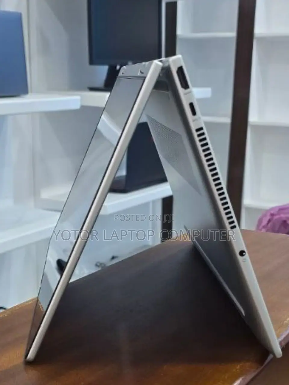 New Laptop HP Envy X360 8GB Intel Core I5 SSD 512GB