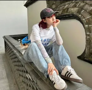 Photo - Original Adidas LV Samba Shoes for Ladies