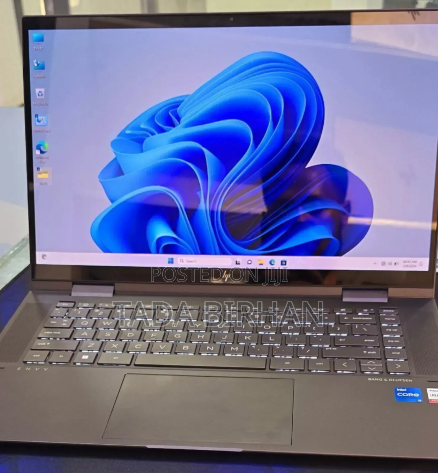 New Laptop HP Envy X360 12GB Intel Core I5 SSD 1T