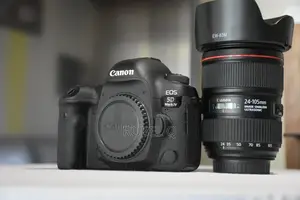 Photo - Canon 5d Mark 4 》