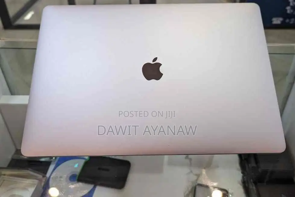 New Laptop 16GB Intel Core I9 SSD 512GB