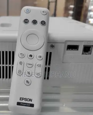 Photo - New Co-W01 Projector