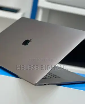 New Laptop Apple MacBook 2017 16GB Intel Core I7 SSD 1T