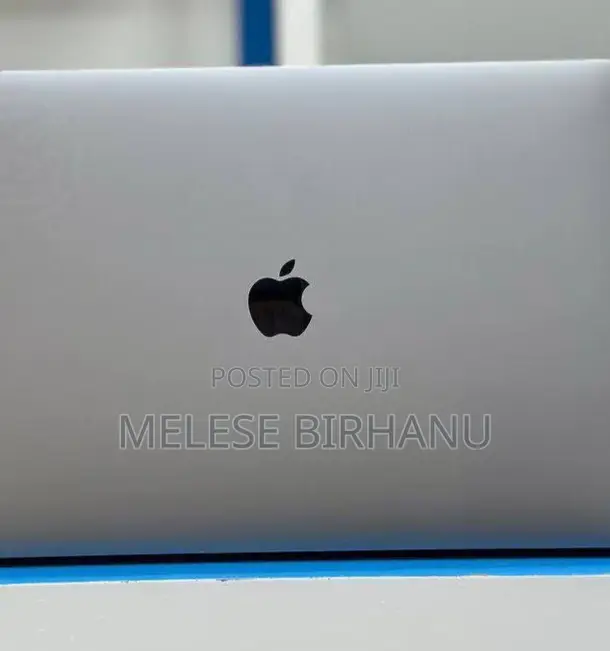 New Laptop Apple MacBook 2017 16GB Intel Core I7 SSD 1T