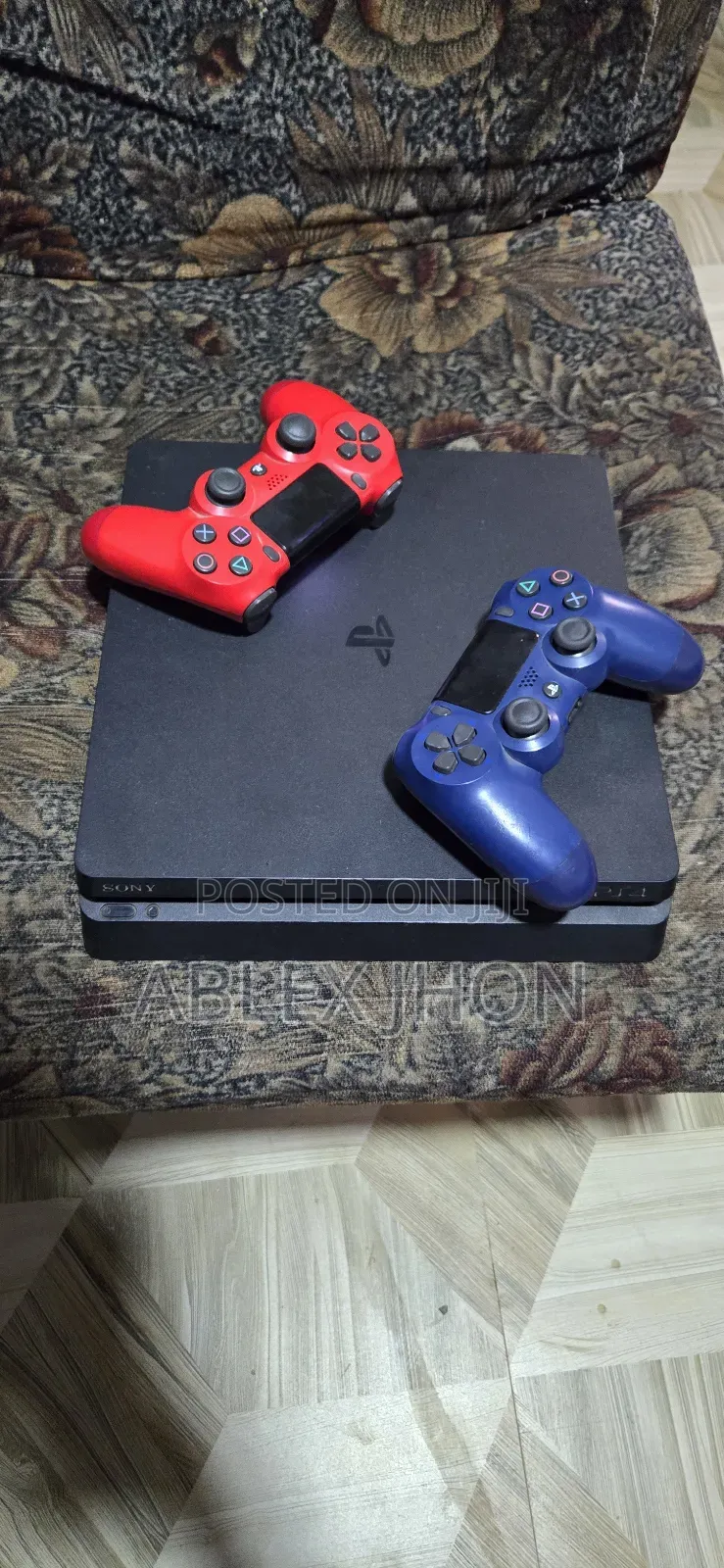 Playstation 4 Slim