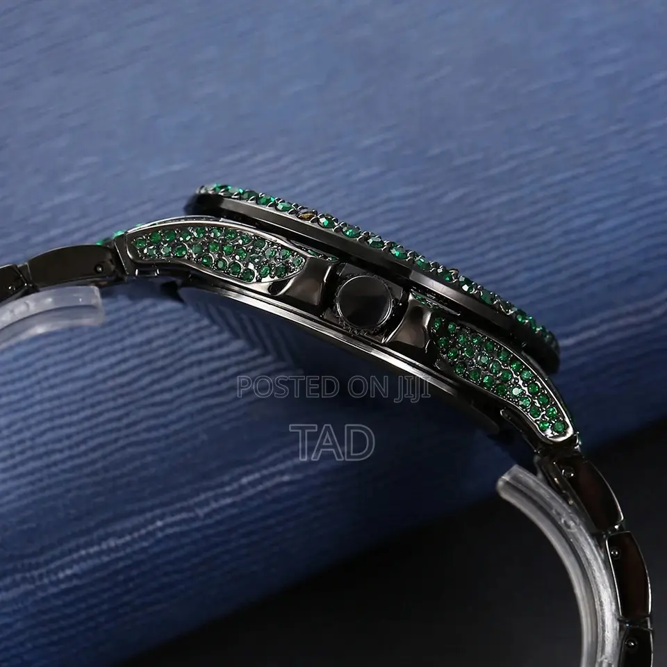 Miss Fox Luxury Cristal Watch.