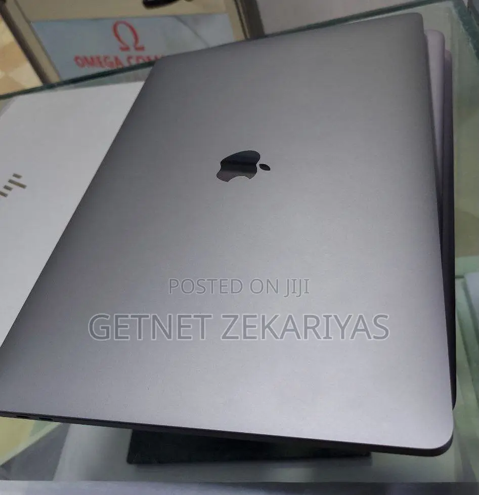 New Laptop Apple MacBook Pro 2015 16GB Intel Core I7 SSD 512GB