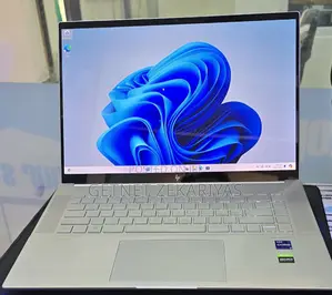 New Laptop HP Envy X360 16GB Intel Core I9 SSD 512GB