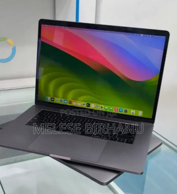 New Laptop Apple MacBook Pro 2018 32GB Intel Core I7 SSD 1T