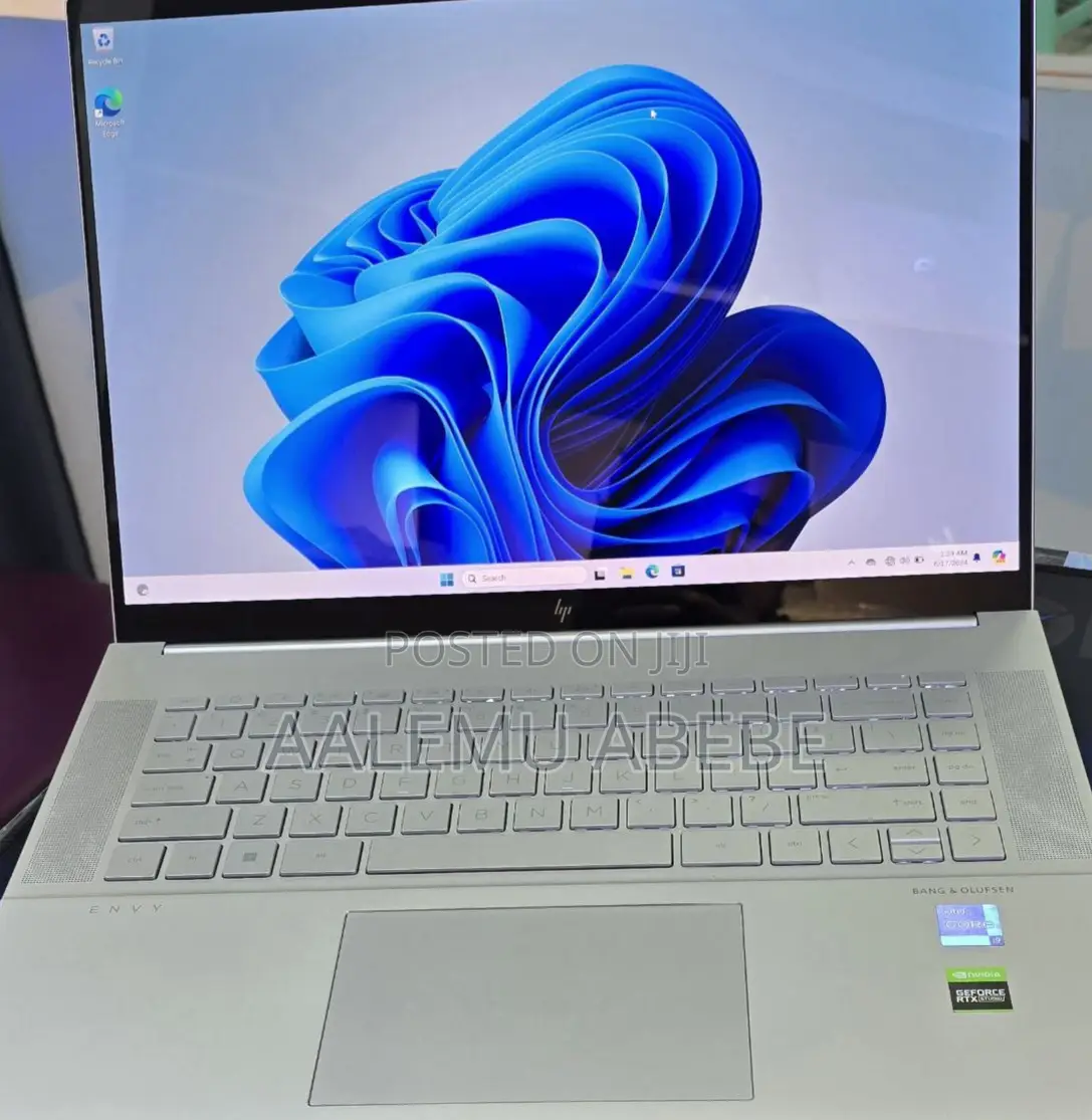 New Laptop HP Envy 15 16GB Intel Core I9 SSD 512GB