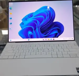 New Laptop Dell XPS 13 32GB Intel Core I7 SSD 1T