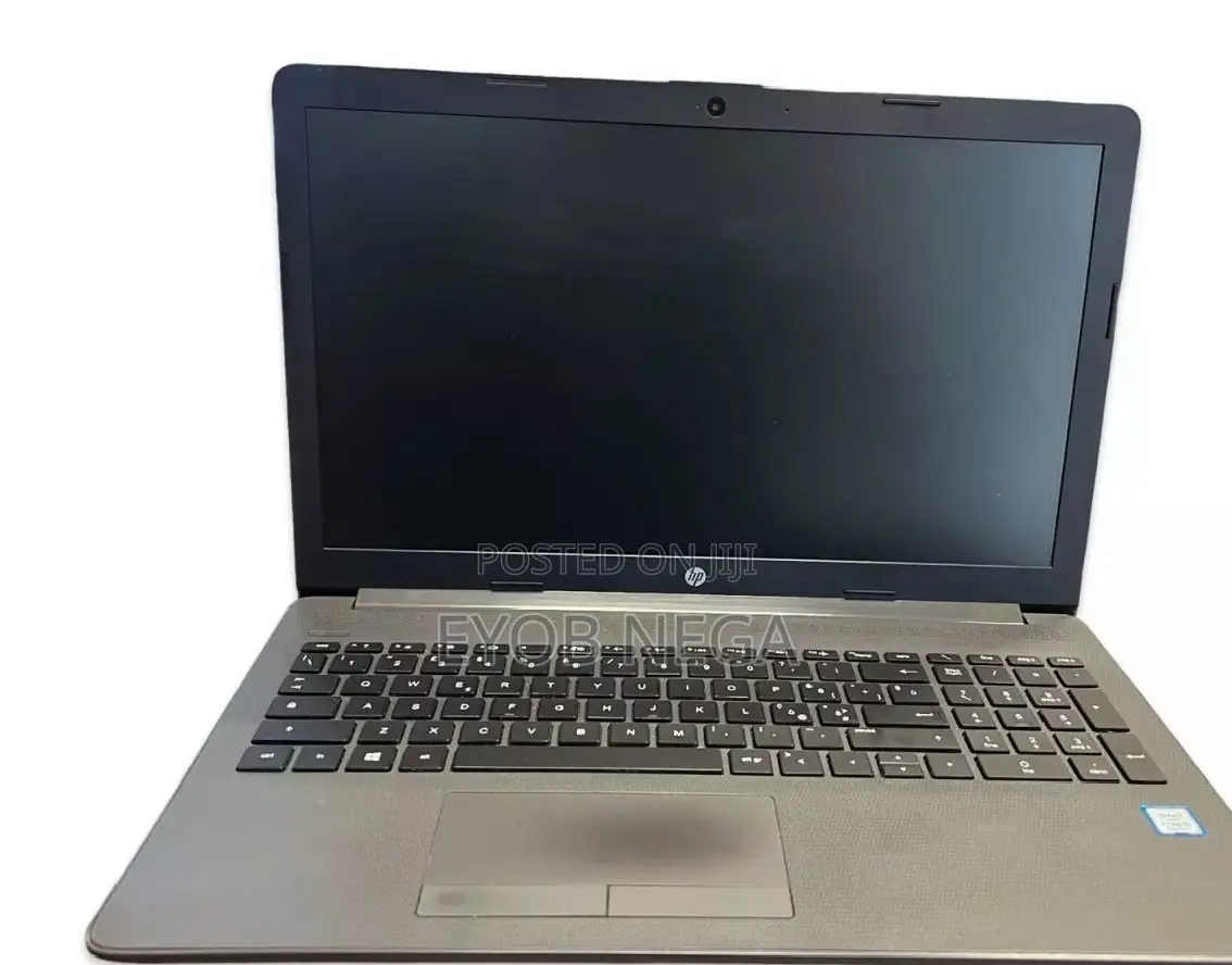 New Laptop HP 250 G7 8GB Intel Core I7 SSD 256GB