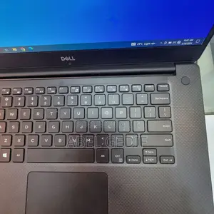 New Laptop Dell Precision 5530 16GB Intel Core I7 SSD 512GB