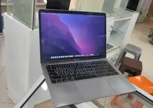 Photo - New Laptop Apple MacBook Air 2019 8GB Intel Core I5 SSD 256GB