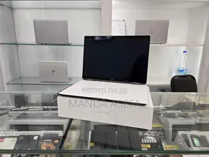 New Laptop HP Spectre 16GB Intel Core I7 SSD 1T