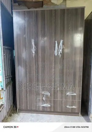 1,20cm ላምኔት ቁምሳጥን