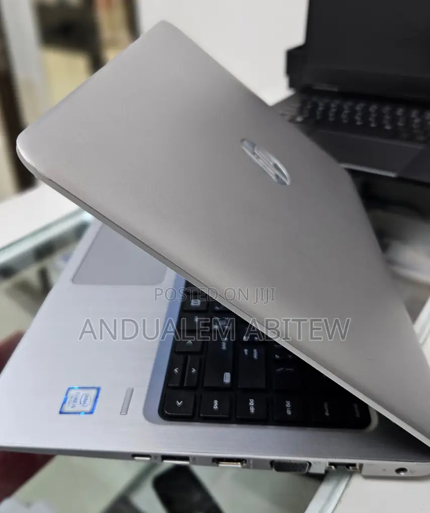 New Laptop HP 430 G4 8GB Intel Core I5 SSD 256GB