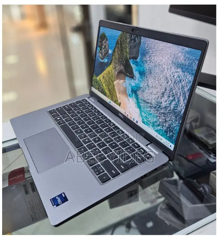 New Laptop Dell Latitude 5440 16GB Intel Core I5 SSD 256GB