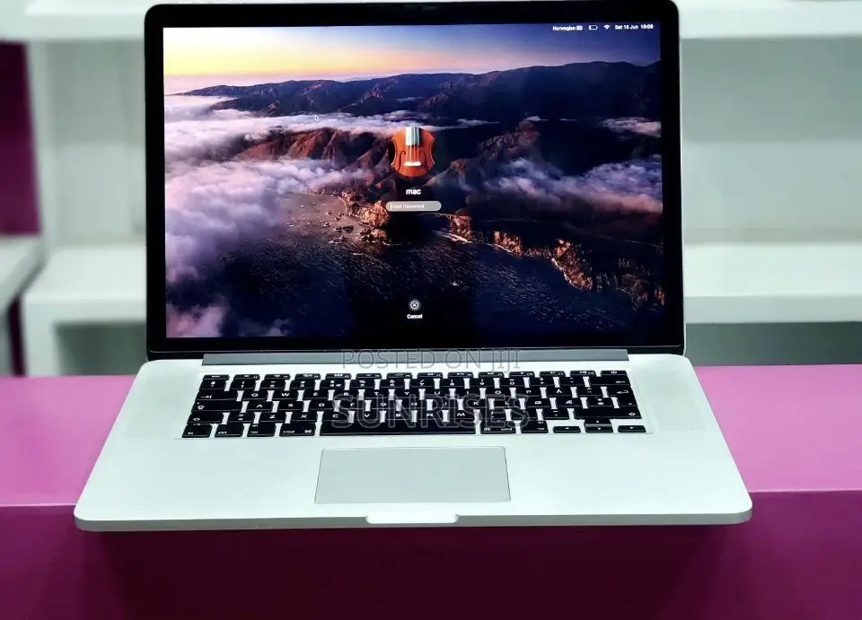 New Laptop Apple MacBook 2015 16GB Intel Core I7 SSD 512GB