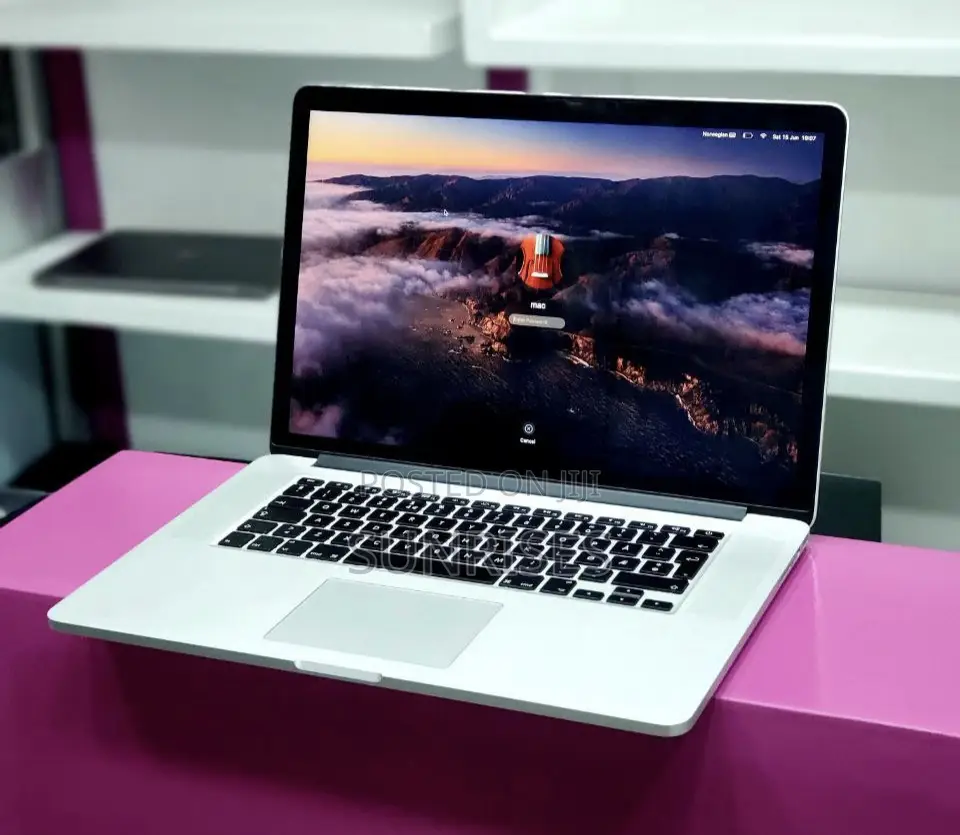 New Laptop Apple MacBook 2015 16GB Intel Core I7 SSD 512GB