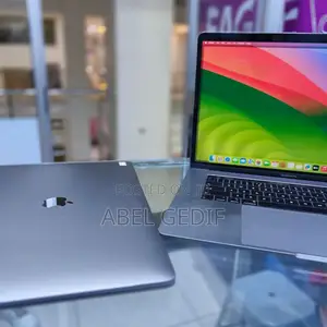 New Laptop Apple MacBook Pro 16GB Intel Core I7 SSD 1T