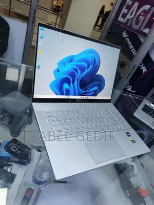 New Laptop HP Envy 15-Ep0xxx 16GB Intel Core I9 SSD 512GB