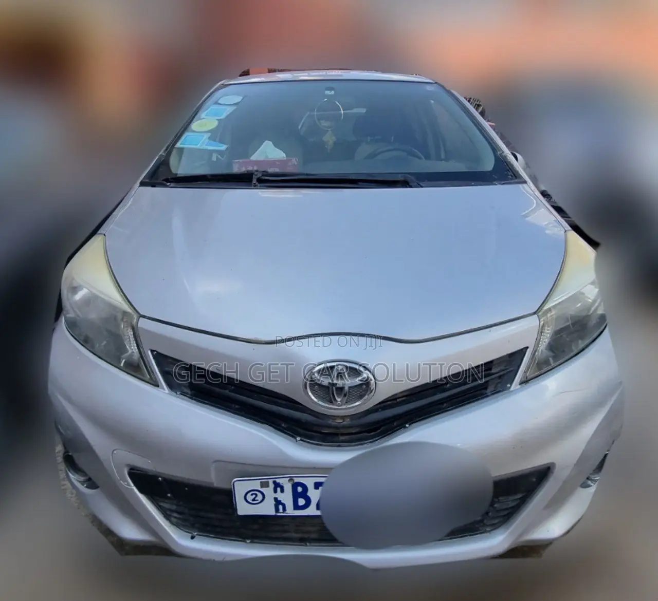 Toyota Yaris 2012 Silver