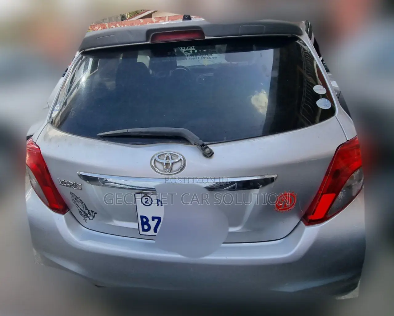 Toyota Yaris 2012 Silver